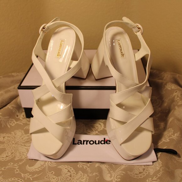 LARROUDE Made In Brazil Patent Leather Bee Heeled Slingback Sandals - Picture 1 of 9